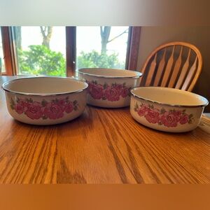 Set of 3 Vintage Gibson Pink Floral Mixing Bowls